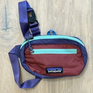 Patagonia
Ultralight Black Hole Mini Hip Pack
